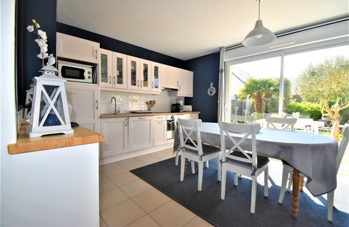 Agon-Coutainville House | Beautiful 4* Beach House with Pool & Enclosed Garden