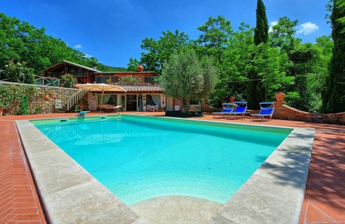 San Pietro a Cegliolo Villa | Spacious 7-Bedroom Villa with Private Pool for Families