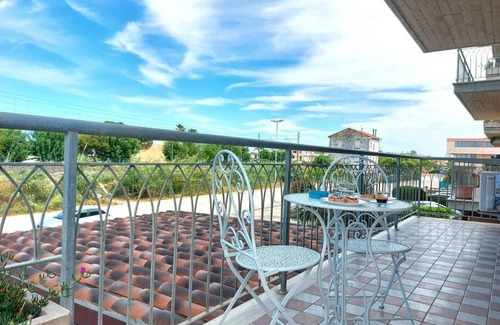 Porto Sant'Elpidio Apartment | Convenient Stay 300m from the Sea with WiFi & Parking