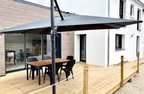 Trevignon House | Oceanfront Villa Jetez L'Ancre: Family-Friendly Getaway
