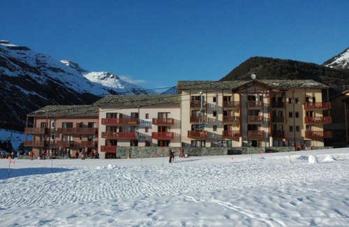 Termignon Apartment | Convenient Hotel Near Termignon-la-Vanoise with Balcony