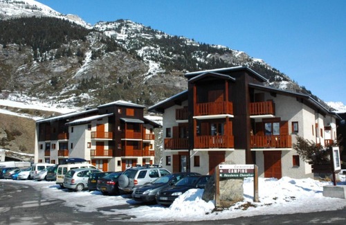 Lanslevillard Apartment | Cozy Ground Floor Retreat Near Val Cenis Resort Center
