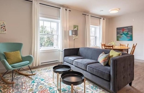 Wolfville House | 301 - Central Wolfville Suite for 2 With City View