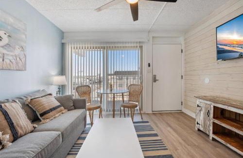 North Wildwood Apartment | 301 Ocean Ave, Unit 314 - The Harbor Light