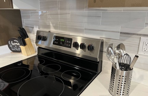 Logan Square Apartment | Cozy Pet-Friendly 1BR Cabin in Heart of Philadelphia