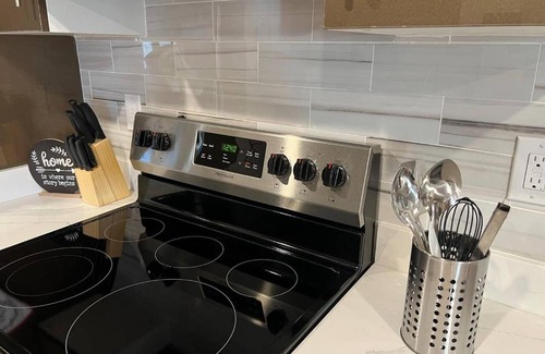 Logan Square Apartment | Cozy 302 Cabin with City View - Perfect for Families