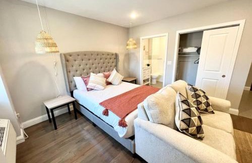 Logan Square Apartment | Cozy 302 Cabin with City View - Perfect for Families
