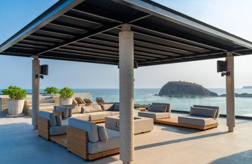 Santa Maria Huatulco Villa | Experience Comfort at La Montosa with Pool & Breakfast