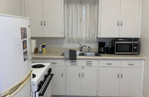 Boone Apartment | Experience the Victorian Suite: Ideal for Rail Explorers