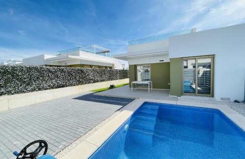 Lo Rufete Villa | Family-Friendly 4-Star Hotel with Pool in Maui II