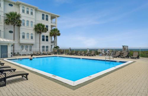 Rosemary Beach Apartment | Oceanfront 30A Villas at Sunset Beach for Family Getaways