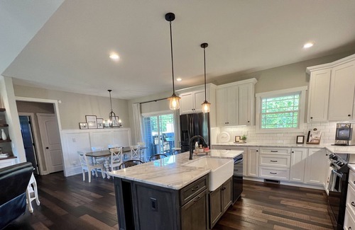 Keene House | Relaxing Ranch Home with Hot Tub Near Lexington Attractions