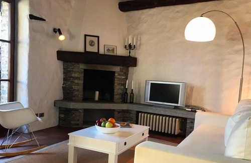 Trarego House | 3½ room rustico with private pool and wonderful lake view