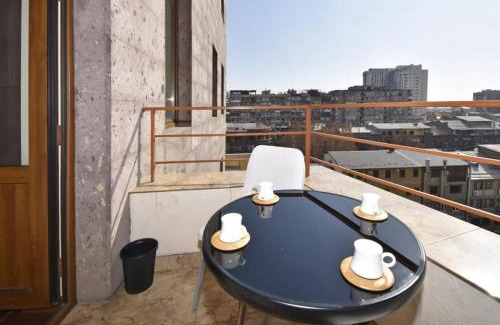 Kentron Apartment | Modern Apartment with Ararat Mountain View in City Center