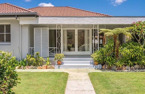Evans Head House | Premier Boutique Beach House with Oceanfront Views