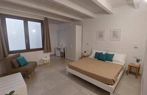 Iglesias Historic Centre Bed & Breakfast | Cozy Bed and Breakfast with Kitchen Amenities Await You