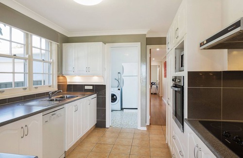 Dalmeny House | Oceanfront Retreat at 31 McMillan Crescent, Dalmeny