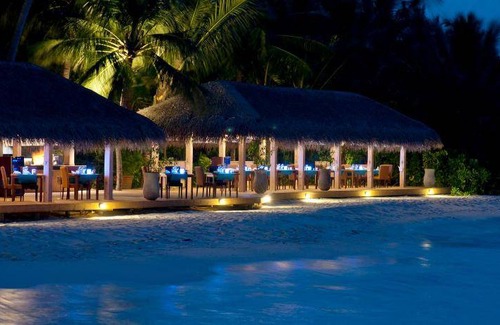 Kuramathi Island Resort | Spacious 205 m² Resort for Up to 127 Guests, Rated 9/10