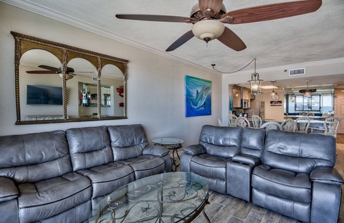 Destin Condo | 310 Sterling Sands: Beachfront Bliss with Relaxing Amenities