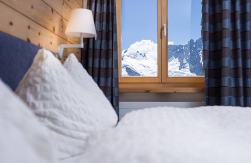 Zermatt Hotel | Experience 3100 Kulmhotel Gornergrat: Guest Rated 9.6/10