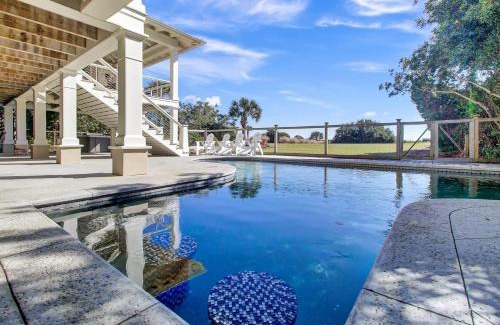 Isle of Palms House | Beachfront Bliss: Private Pool & Ocean Views Await You