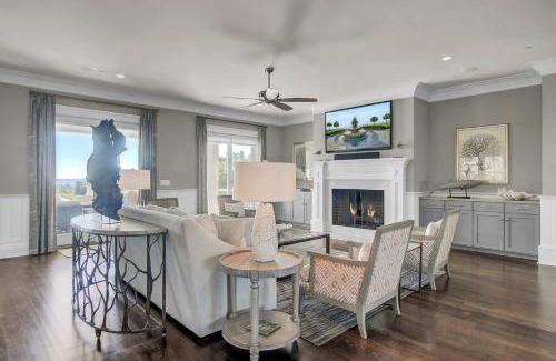 Isle of Palms House | Beachfront Bliss: Private Pool & Ocean Views Await You