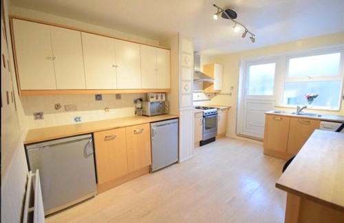 South Shields Apartment | Family-Friendly Stay at 311 Stanhope Road, Southshields