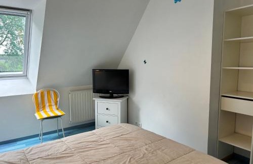 Pleherel-Plage-Vieux-Bourg Villa | Charming Maison 4p Near Anse du Croc for Family Getaways