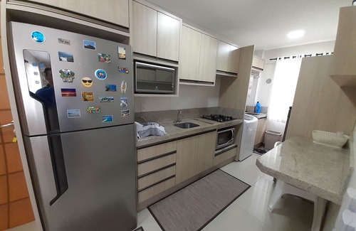 Bombas Apartment | Cozy 3-Bedroom Apartment Steps from the Beach with Kitchen