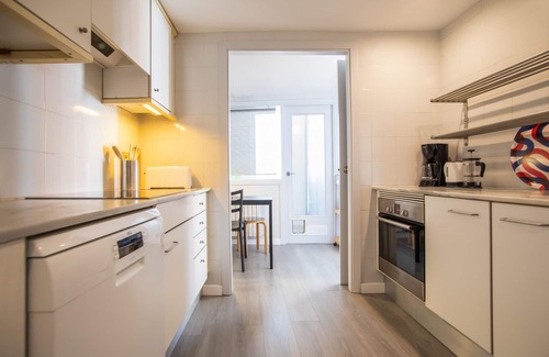 La Vila Olimpica del Poblenou Apartment | Top-Rated Apartment Near Villa Olimpica with Unique Amenities