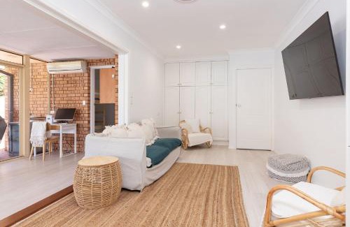 Forster House | Family-Friendly Retreat at 32 Daphne Street