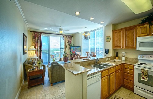 Florida Central Atlantic Coast Condo | July Getaway: Enjoy Lake Views & Spa at Top-Rated Hotel