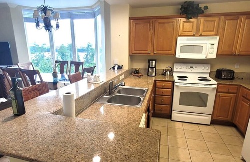 Florida Central Atlantic Coast Condo | July Getaway: Enjoy Lake Views & Spa at Top-Rated Hotel