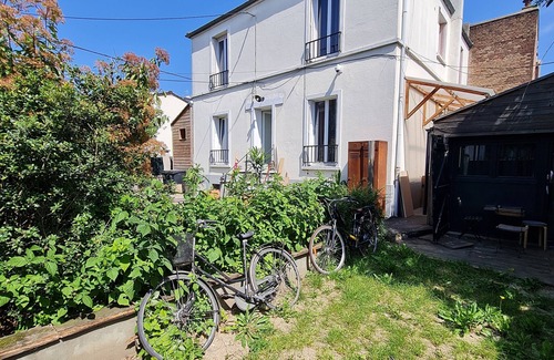 Pierrefitte-sur-Seine Apartment | Cozy 32 m² Apartment Near Paris with Family-Friendly Amenities