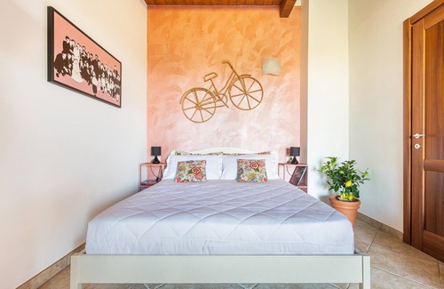 Leverano House | Relax at Tenuta Cavalieri - Cozy Double Room with Pool