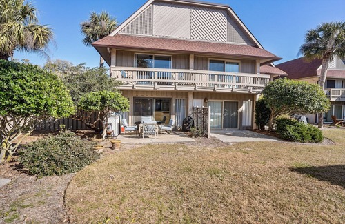 Saint Helena Island Condo | 322 Capt. John Fripp Villa- Resort Access and Golf Cart Included! Great central island location!