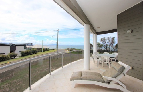 Crowdy Head House | Inviting Oceanfront Retreat at 33 Pacific Drive, Crowdy Head