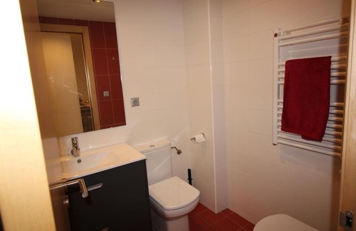 Roses Town Center Apartment | Pet-Friendly Getaway at 3326 Toplar for the Whole Family
