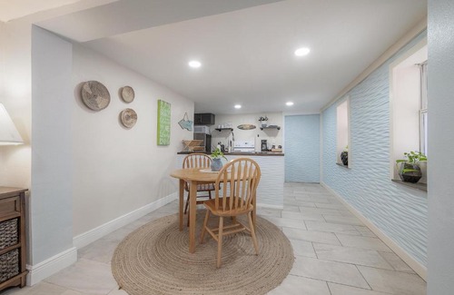 St. Petersburg - Clearwater Apartment | Comfortable Stay at 3365 Fifty Seventh Ave N, Unit Five