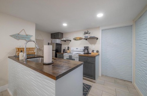 St. Petersburg - Clearwater Apartment | Comfortable Stay at 3365 Fifty Seventh Ave N, Unit Five