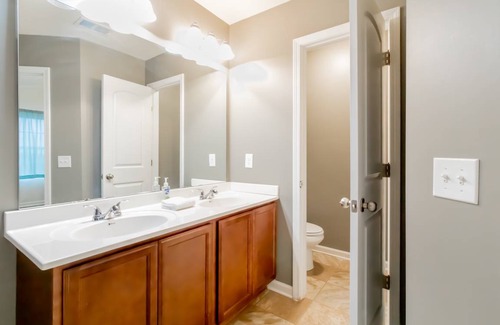 Columbus House | Spacious 7-Bedroom House Perfect for Family Gatherings