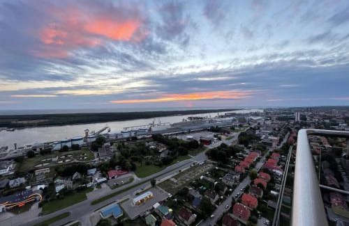 Klaipeda Apartment | Elevated Comfort at 34 Floor by the Baltic - Rated 9.9