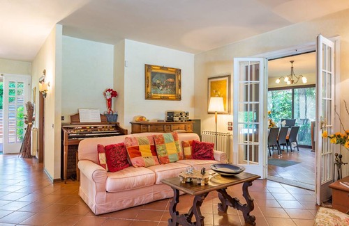 Greve in Chianti Villa | Spacious 5-Bedroom Villa with Private Pool for 8 Guests