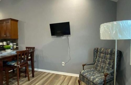 Hampton House | 341 2 homes that sleep 16