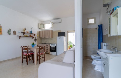 Padula Fede House | 3436 Casetta Delle Sirene by BarbarHouse