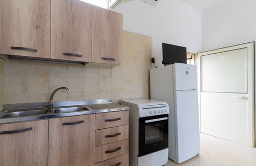 Padula Fede House | 3436 Casetta Delle Sirene by BarbarHouse