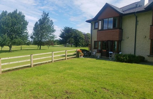 Tipperary House | Family-Friendly Stay at 346 The Lodges Ballykisteen
