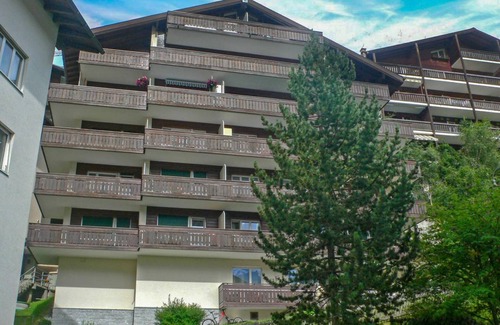 Zermatt Apartment | Cozy 1-Bedroom Apartment with Kitchen for Two Guests