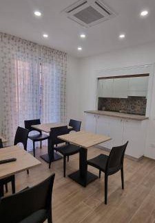 Pagani Bed & Breakfast | Cozy Bed and Breakfast for Up to 3 Guests with Kitchen