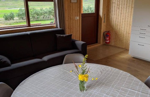 Budardalur House | Cozy 35 m² House with Kitchen for Up to 4 Guests